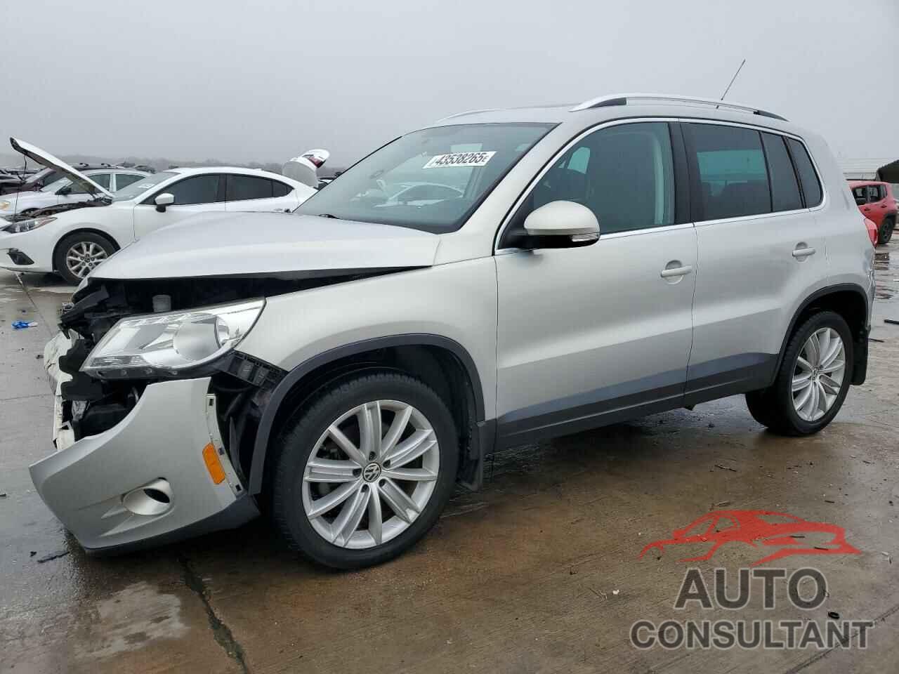 VOLKSWAGEN TIGUAN 2011 - WVGAV7AX2BW521114