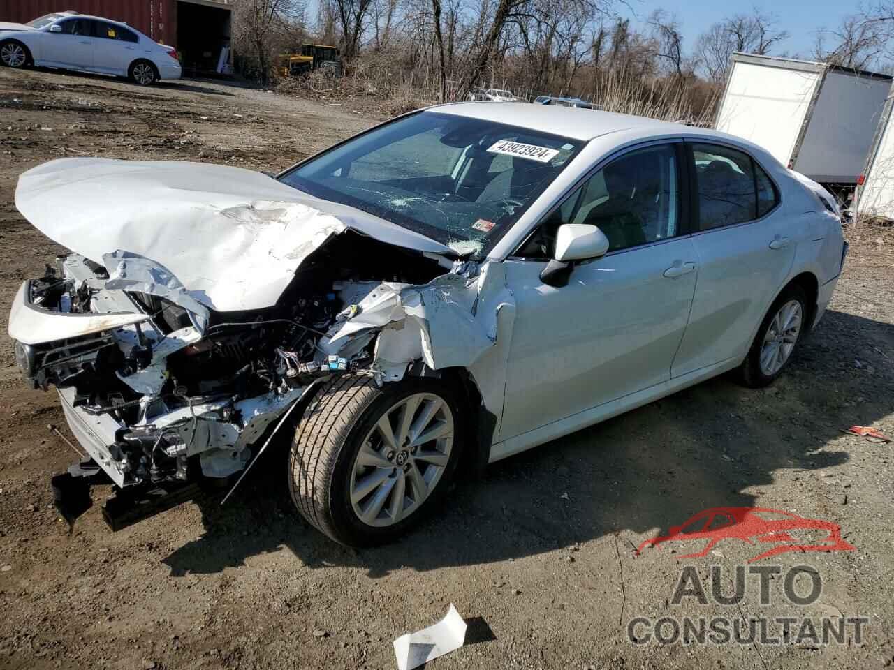 TOYOTA CAMRY 2023 - 4T1C11AK7PU820106