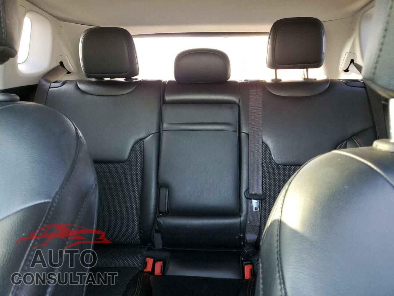 JEEP COMPASS 2019 - 3C4NJDDB5KT754085