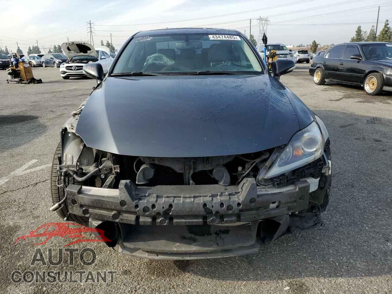 LEXUS IS 2011 - JTHBF5C22B5138810