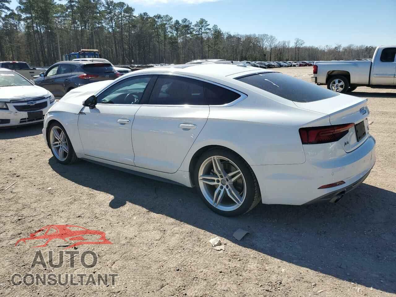 AUDI A5 2018 - WAUFNCF58JA041775