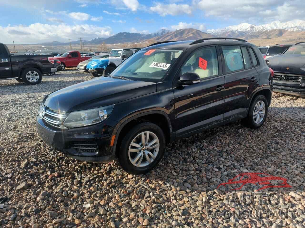 VOLKSWAGEN TIGUAN 2016 - WVGBV7AX1GW597922
