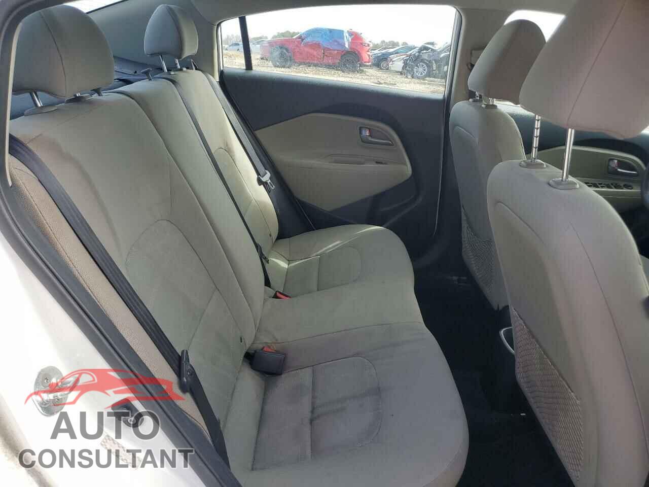 KIA RIO 2015 - KNADM4A3XF6424410