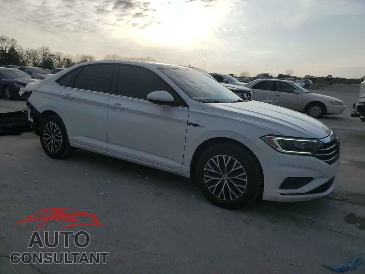 VOLKSWAGEN JETTA 2019 - 3VWEB7BU3KM244067