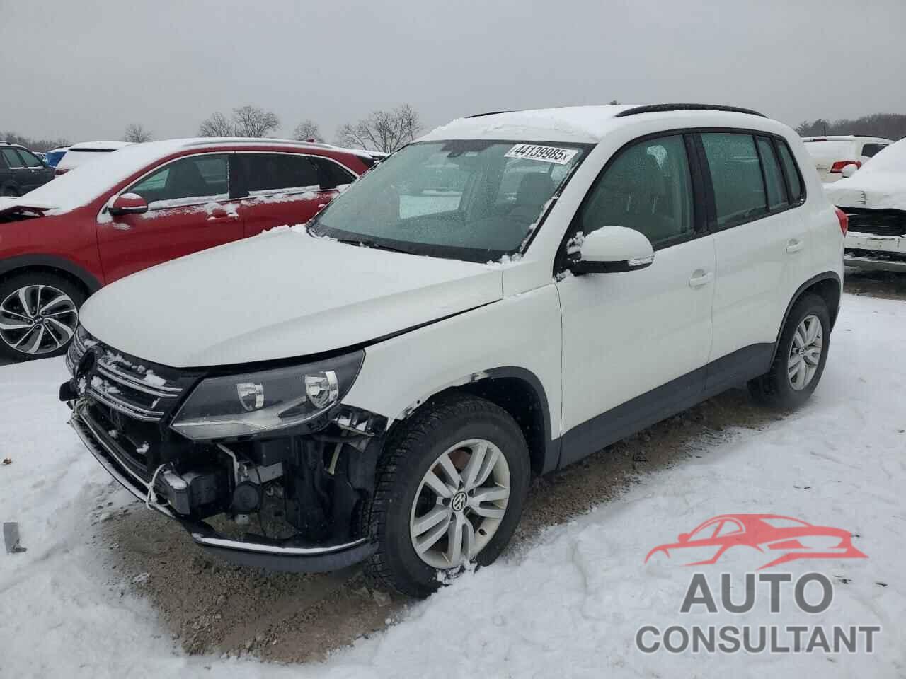 VOLKSWAGEN TIGUAN 2017 - WVGBV7AX2HK001306