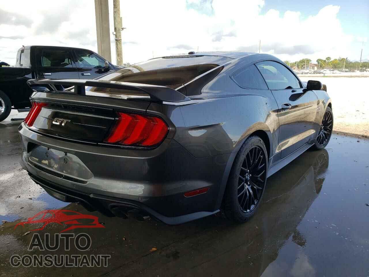 FORD MUSTANG 2019 - 1FA6P8CF6K5141977