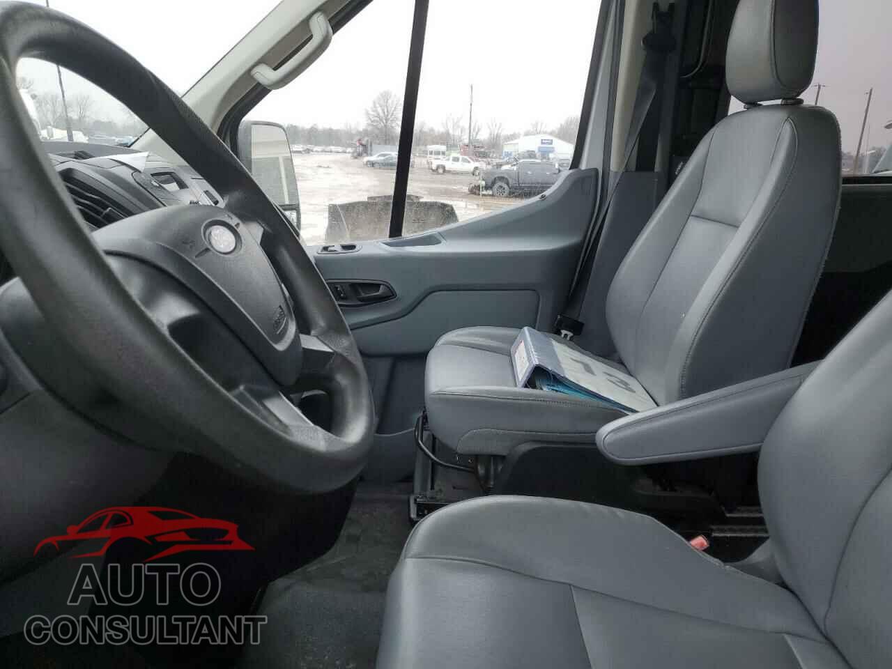 FORD TRANSIT 2016 - 1FTYR2CM1GKA97310