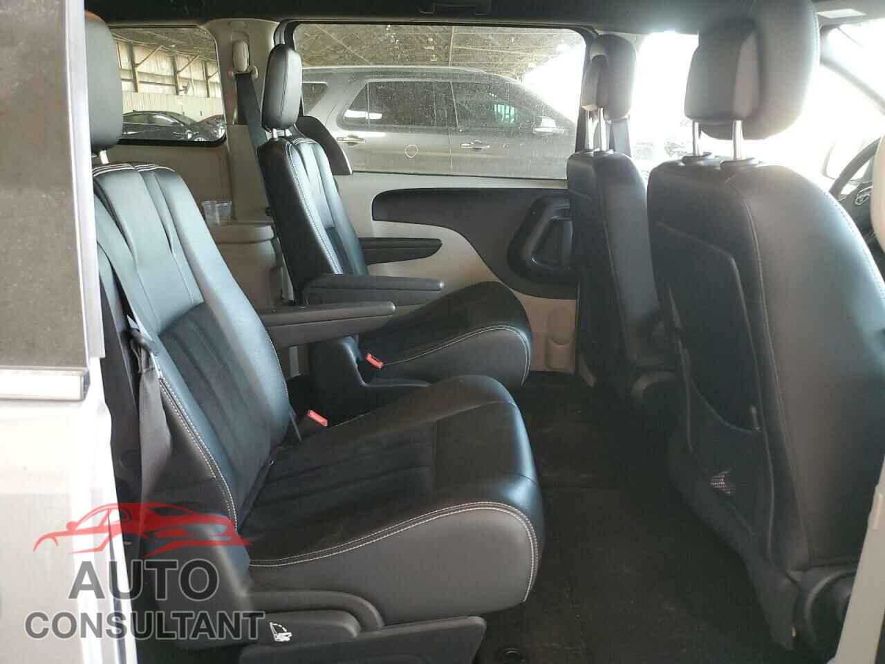 DODGE CARAVAN 2018 - 2C4RDGCG0JR323808