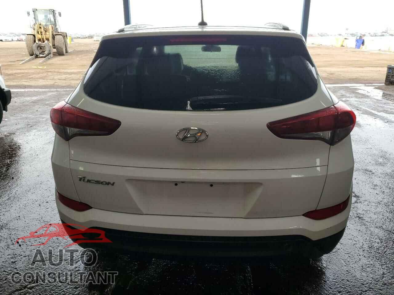 HYUNDAI TUCSON 2017 - KM8J33A49HU359510