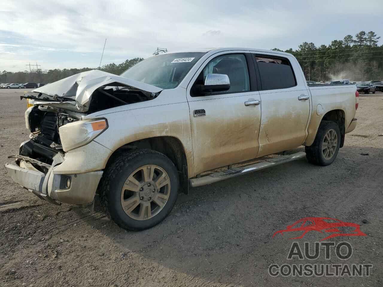 TOYOTA TUNDRA 2017 - 5TFAW5F13HX658088