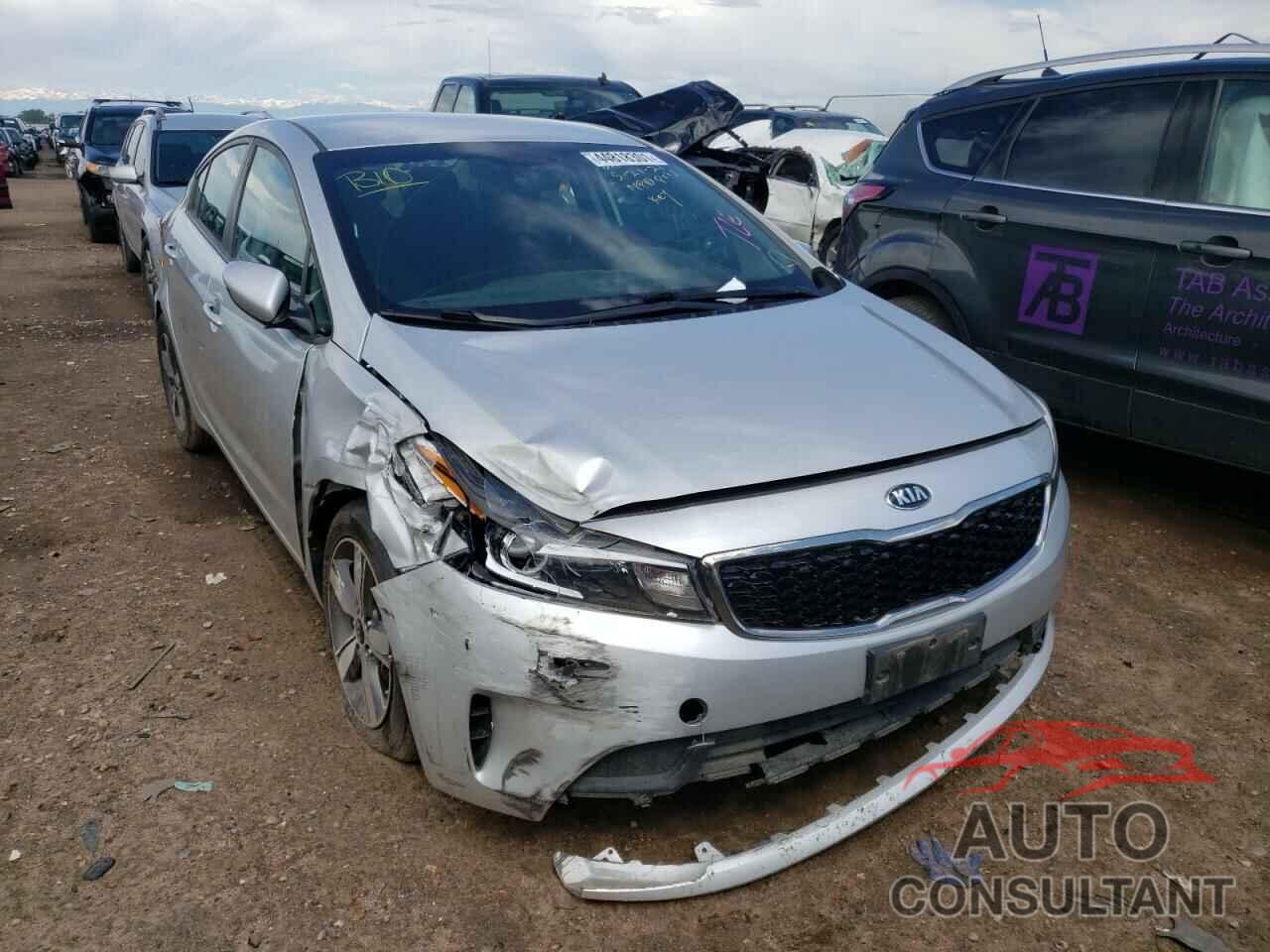KIA FORTE 2018 - 3KPFL4A79JE166613