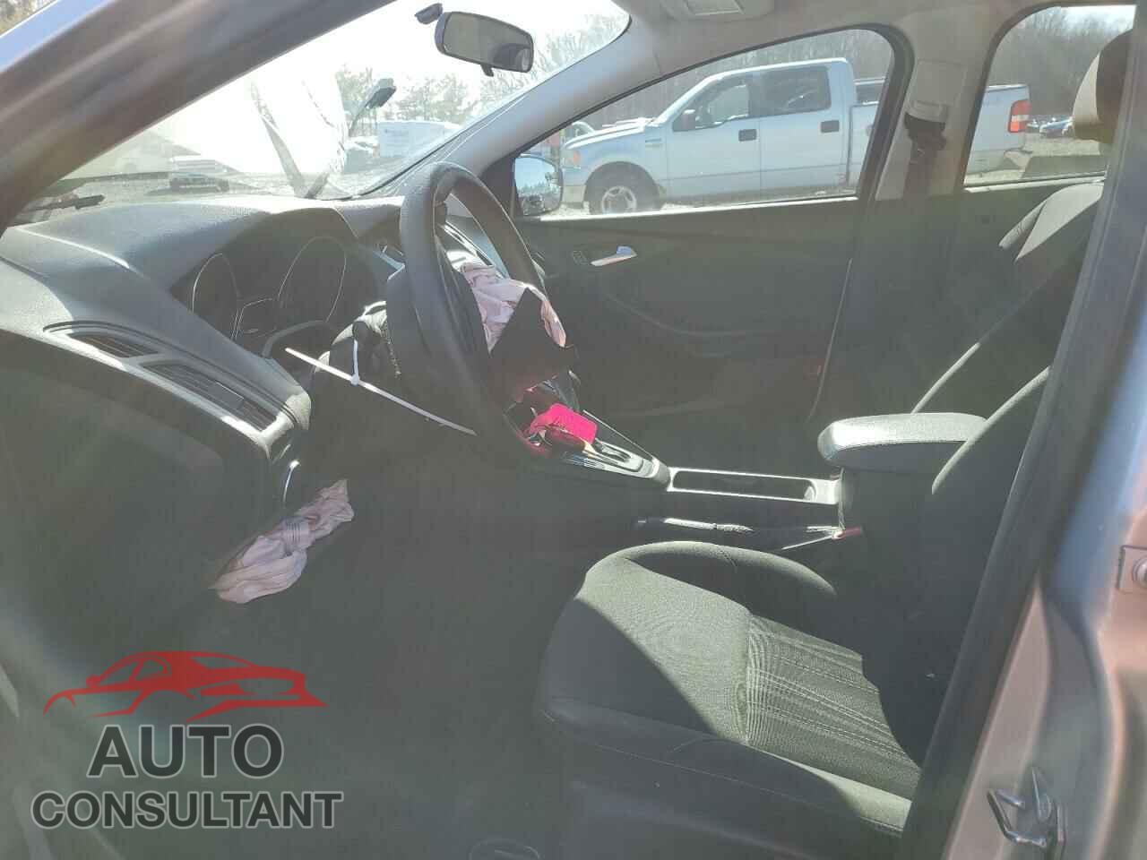 FORD FOCUS 2015 - 1FADP3F28FL201407