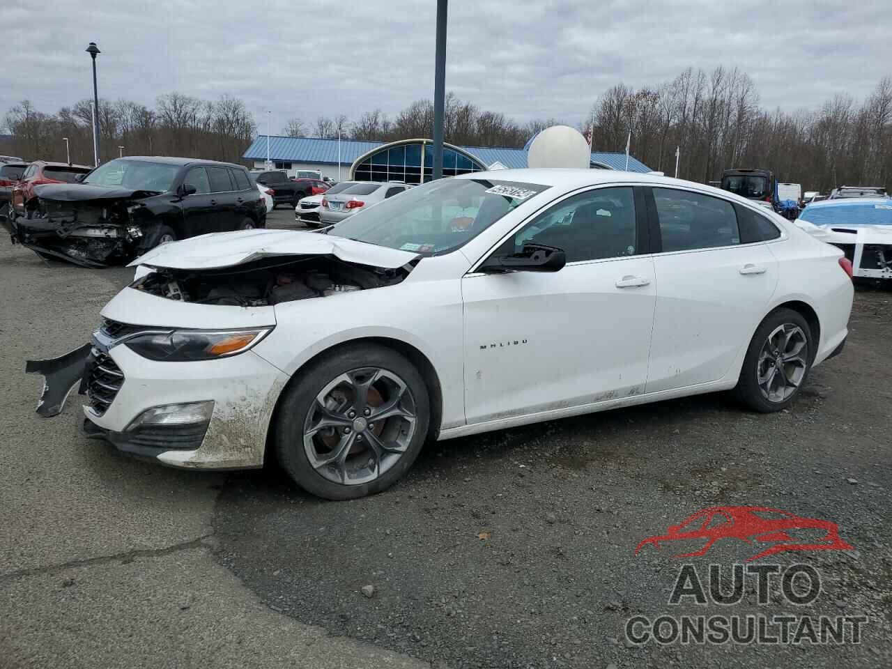 CHEVROLET MALIBU 2023 - 1G1ZD5ST3PF215405