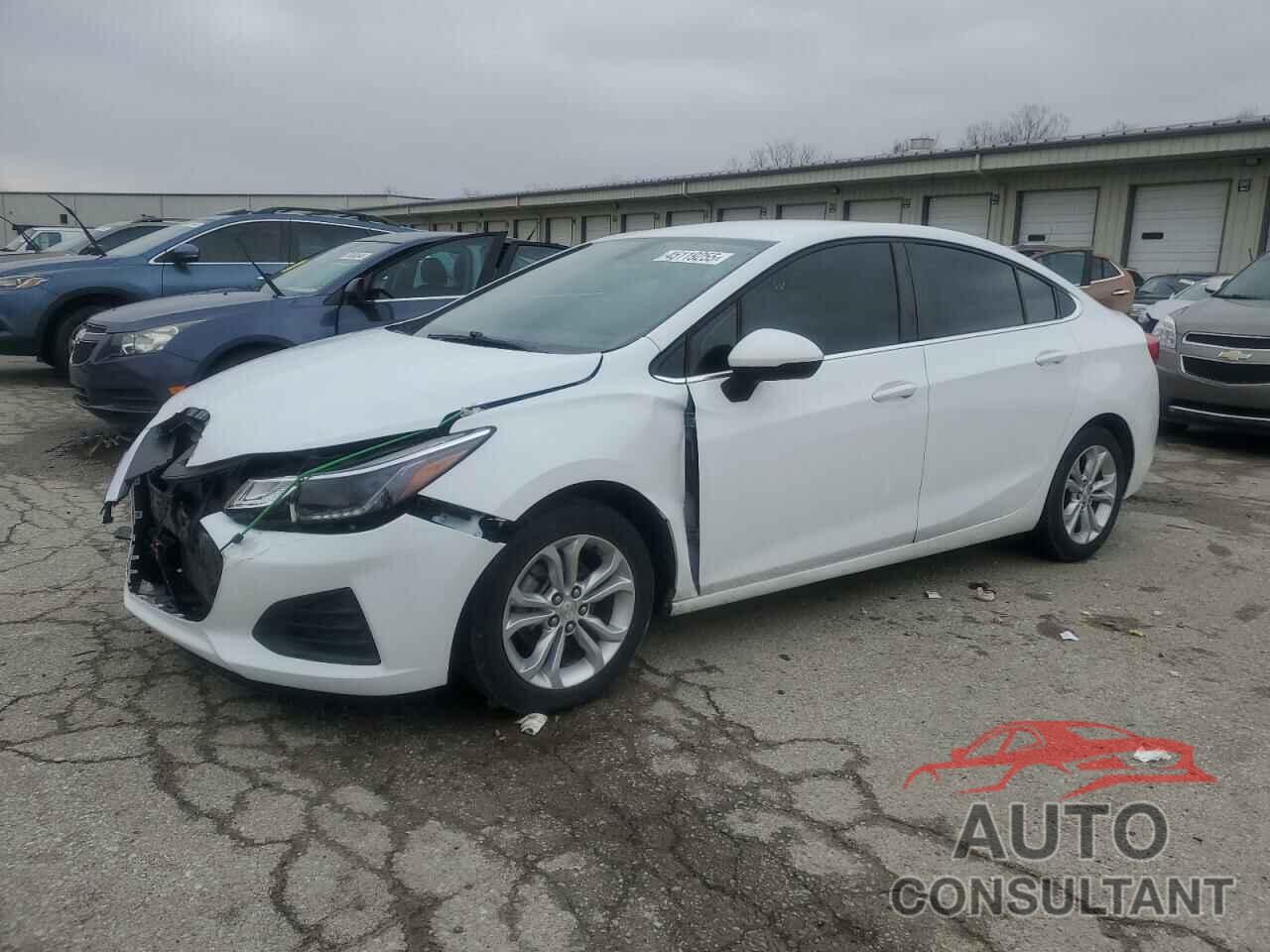 CHEVROLET CRUZE 2019 - 1G1BE5SM4K7146265