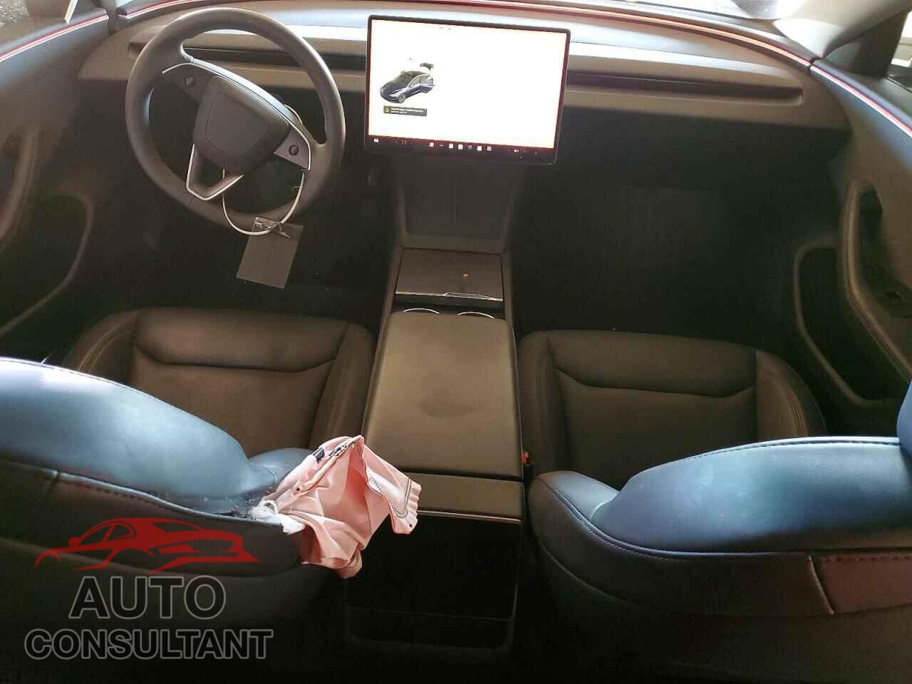 TESLA MODEL 3 2024 - 5YJ3E1EA0RF754861