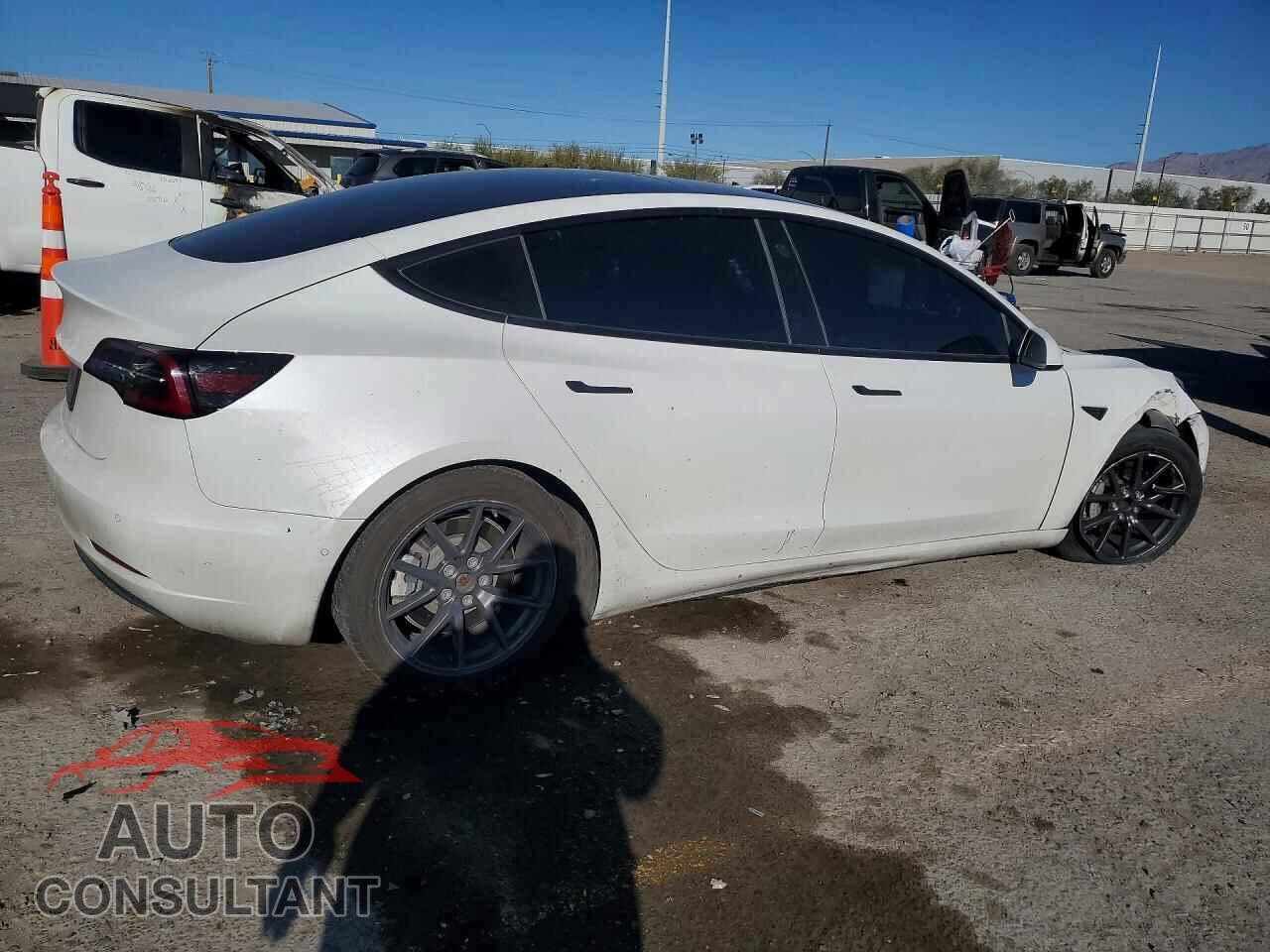 TESLA MODEL 3 2021 - 5YJ3E1EA1MF076162