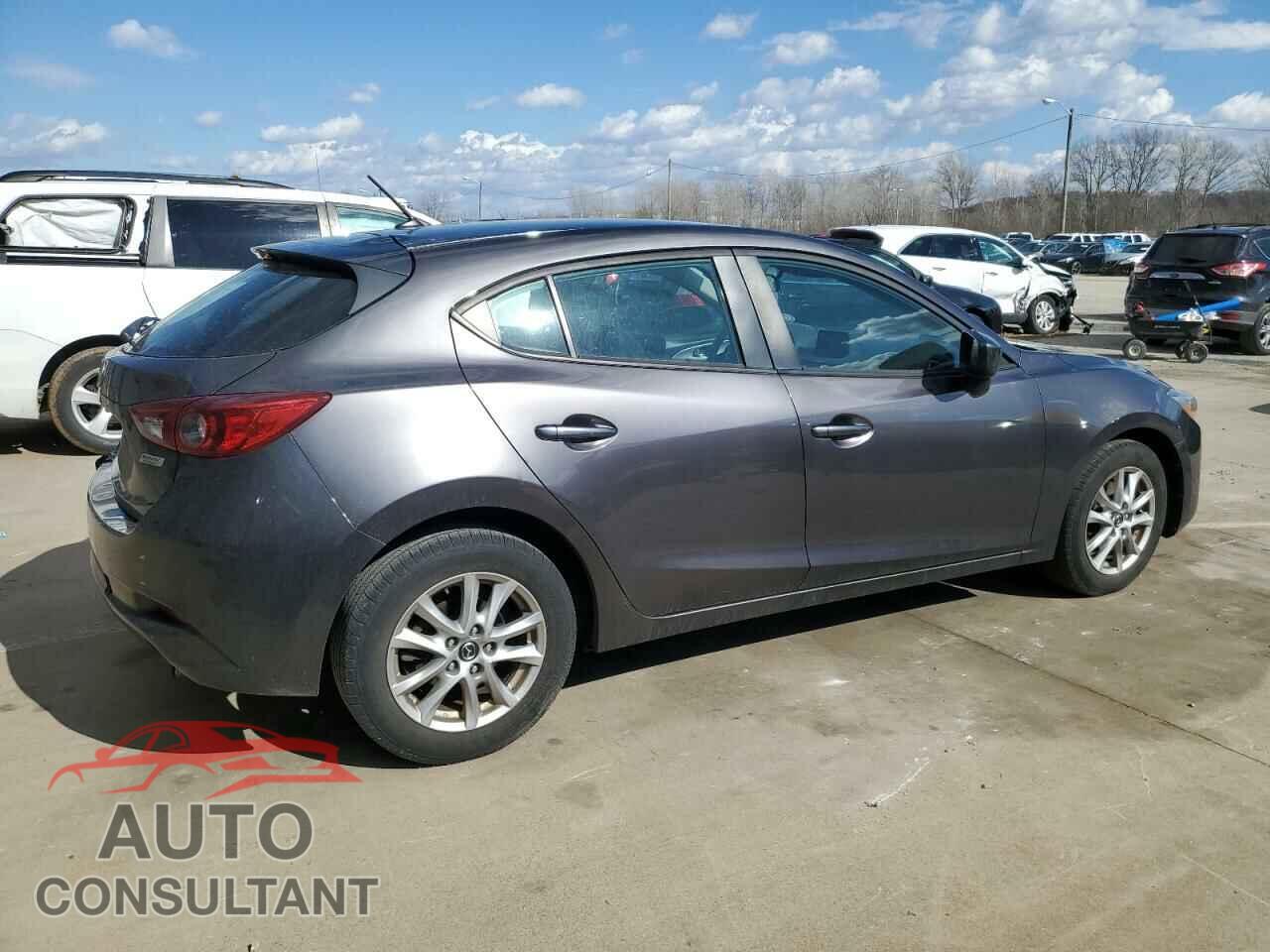 MAZDA 3 2018 - 3MZBN1K70JM225539