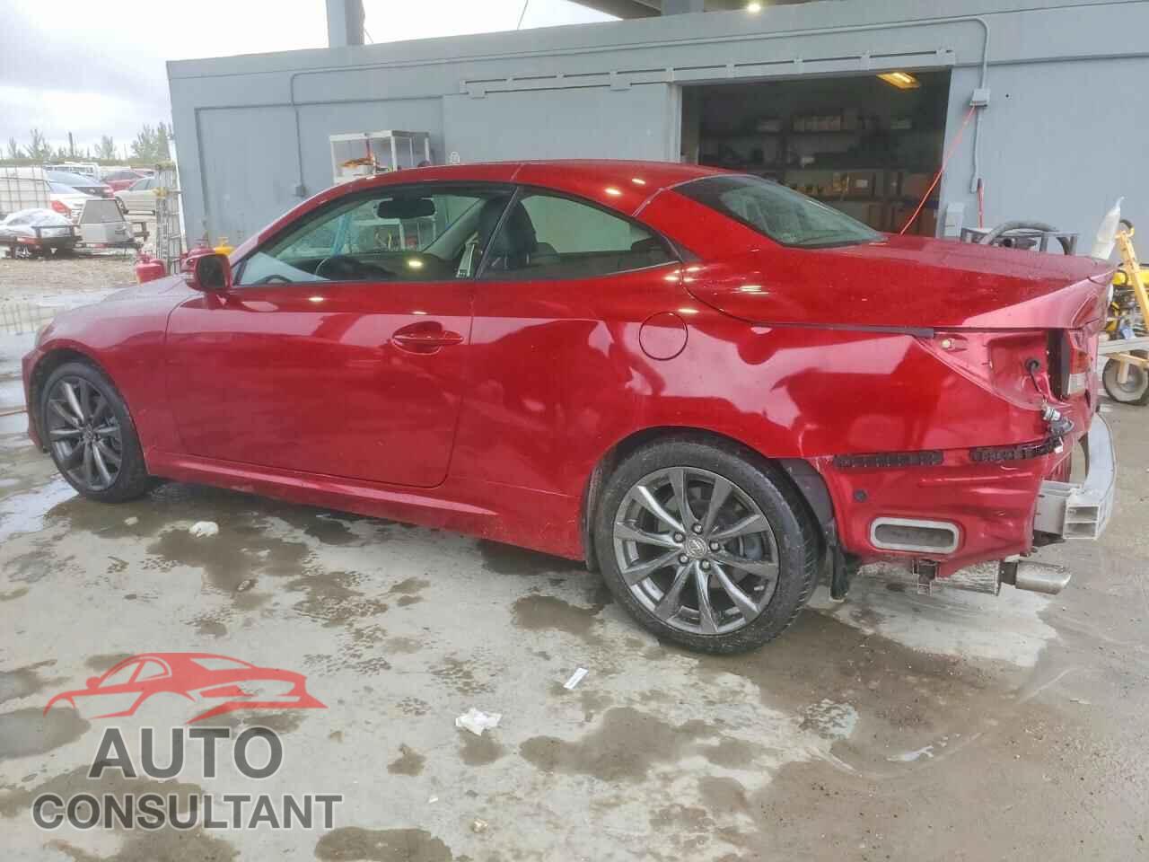 LEXUS IS 2014 - JTHFF2C26E2530114