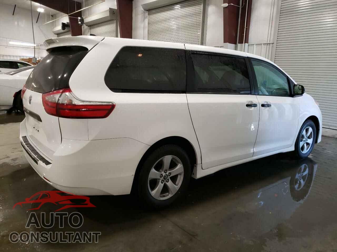 TOYOTA SIENNA 2020 - 5TDZZ3DC8LS026155