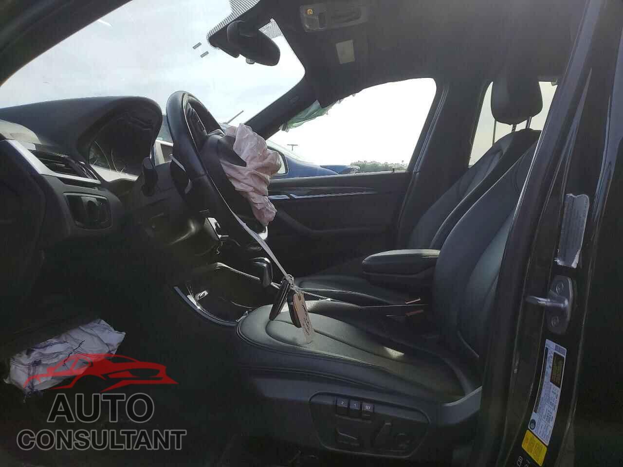 BMW X1 2016 - WBXHT3C38GP881147