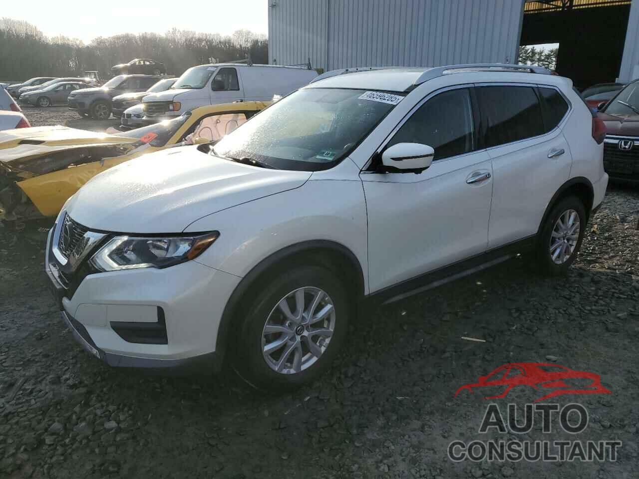 NISSAN ROGUE 2018 - KNMAT2MV6JP592932