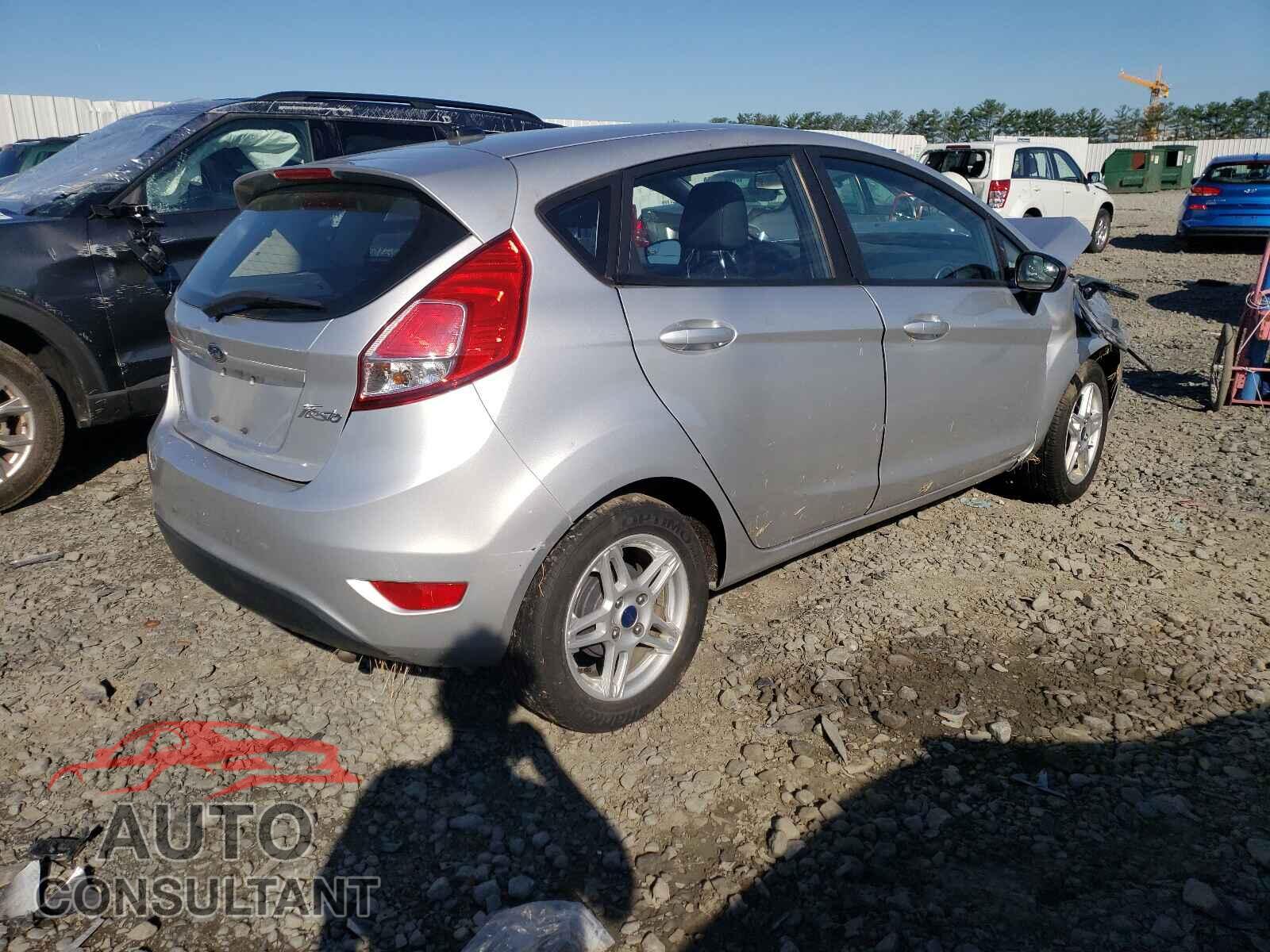 FORD FIESTA 2017 - 3FADP4EJ5HM149556