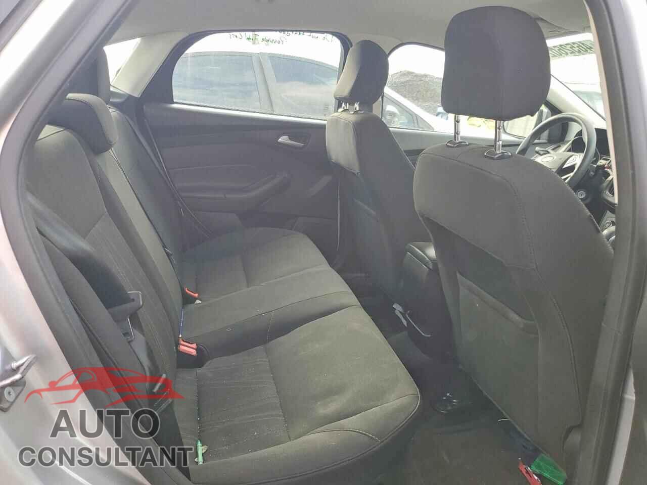 FORD FOCUS 2017 - 1FADP3F20HL286309