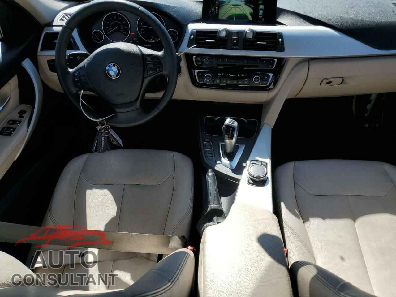 BMW 3 SERIES 2016 - WBA8E1G54GNU10516