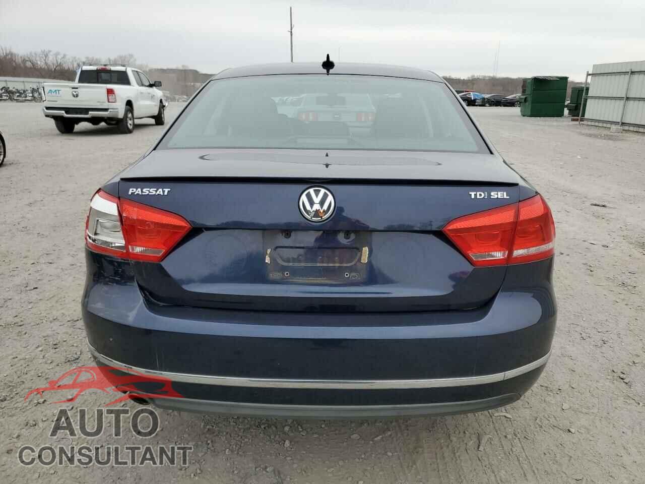VOLKSWAGEN PASSAT 2014 - 1VWCN7A34EC063122