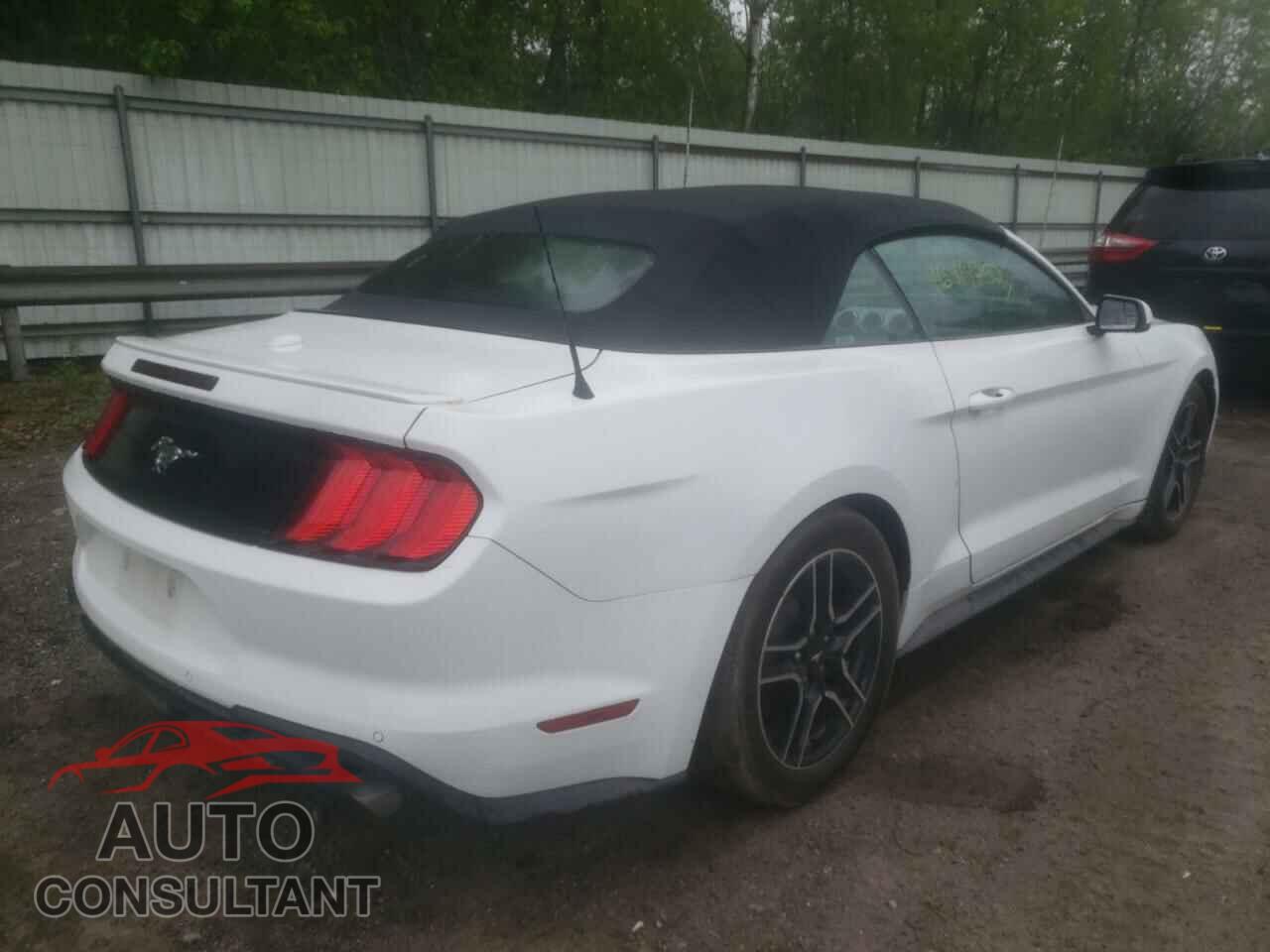 FORD MUSTANG 2019 - 1FATP8UH4K5151572