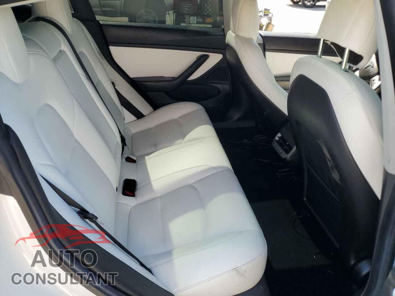TESLA MODEL 3 2019 - 5YJ3E1EA6KF509987