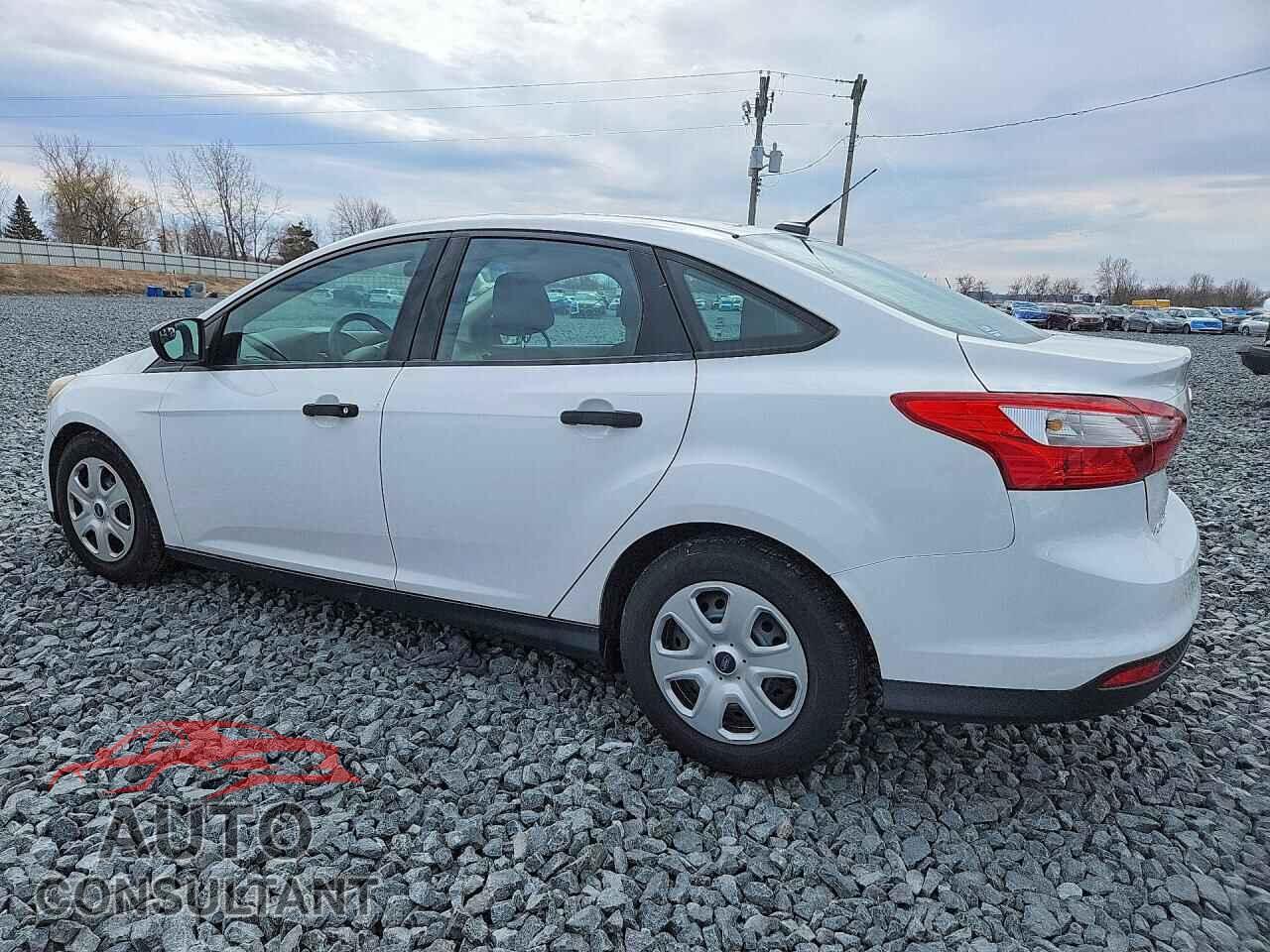 FORD FOCUS 2013 - 1FADP3E25DL348864