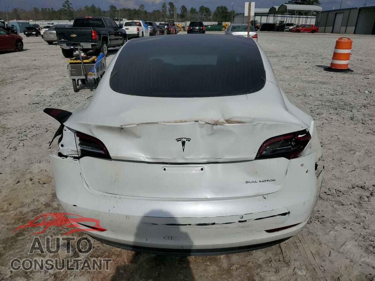 TESLA MODEL 3 2020 - 5YJ3E1EB9LF667427
