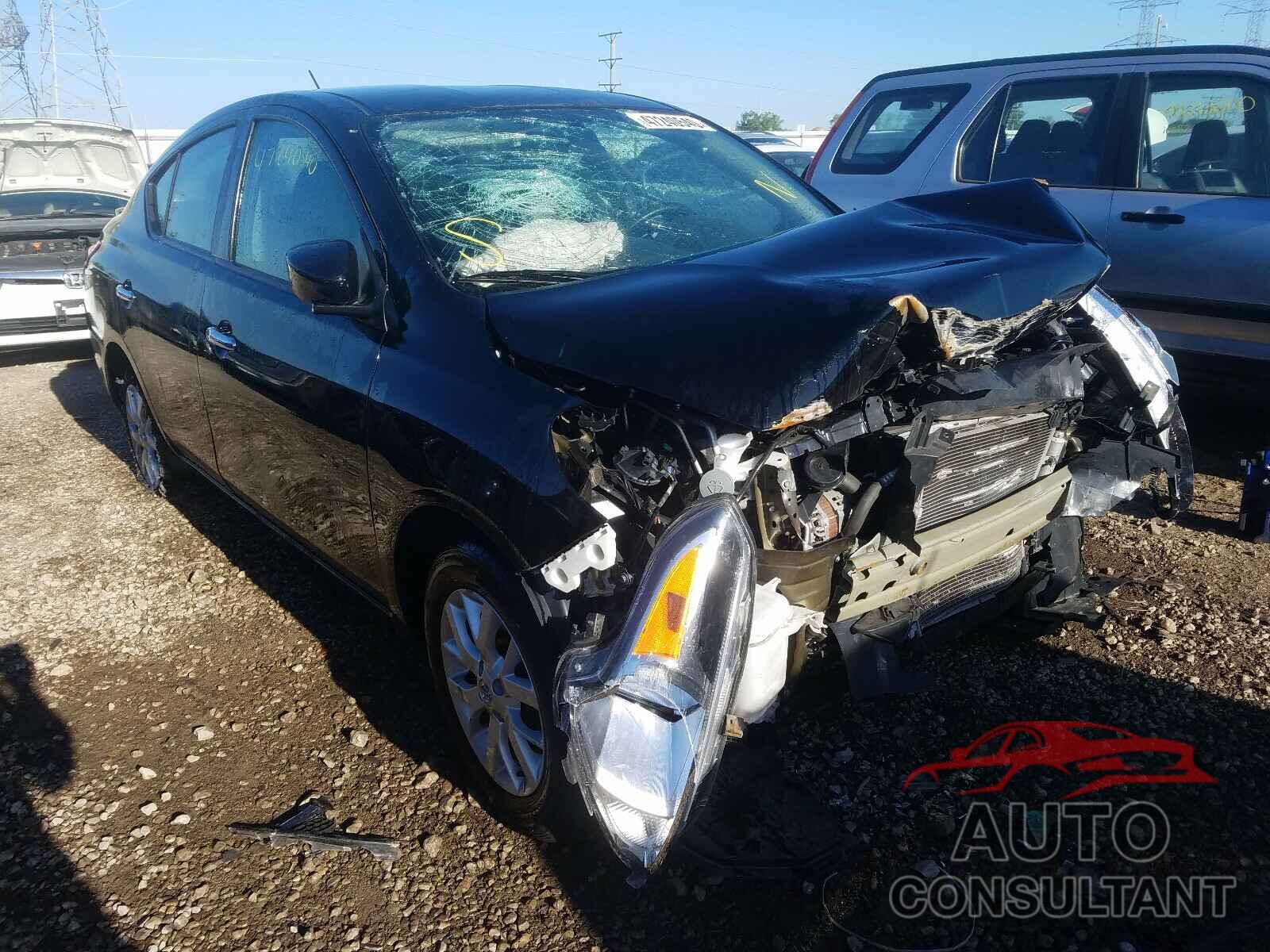 NISSAN VERSA 2018 - 3N1CN7AP5JL871924
