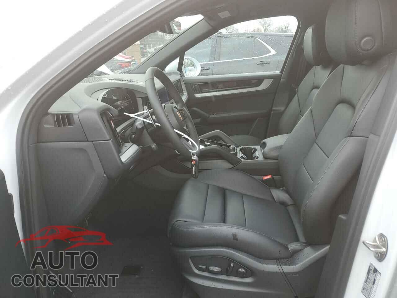 PORSCHE CAYENNE 2024 - WP1AA2AY6RDA06245