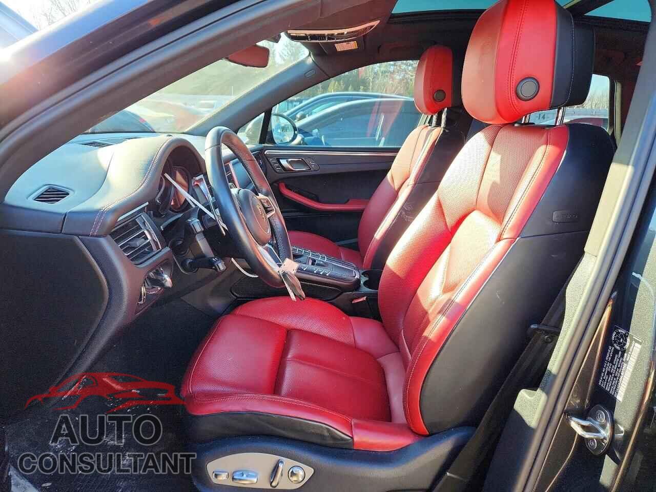 PORSCHE MACAN 2021 - WP1AA2A58MLB07095