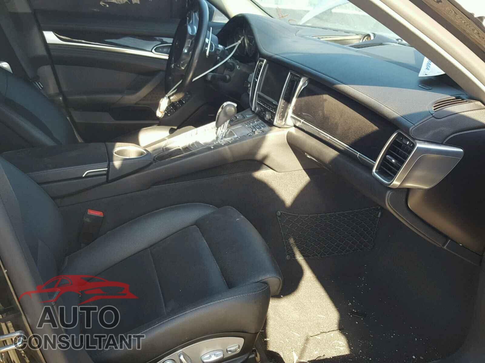 PORSCHE PANAMERA 2016 - WP0AA2A78GL007120