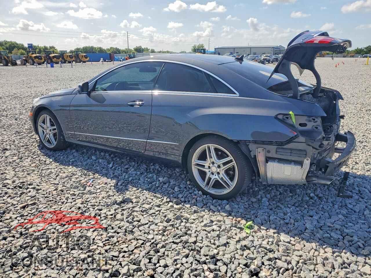 MERCEDES-BENZ E-CLASS 2013 - WDDKJ5KB8DF201848