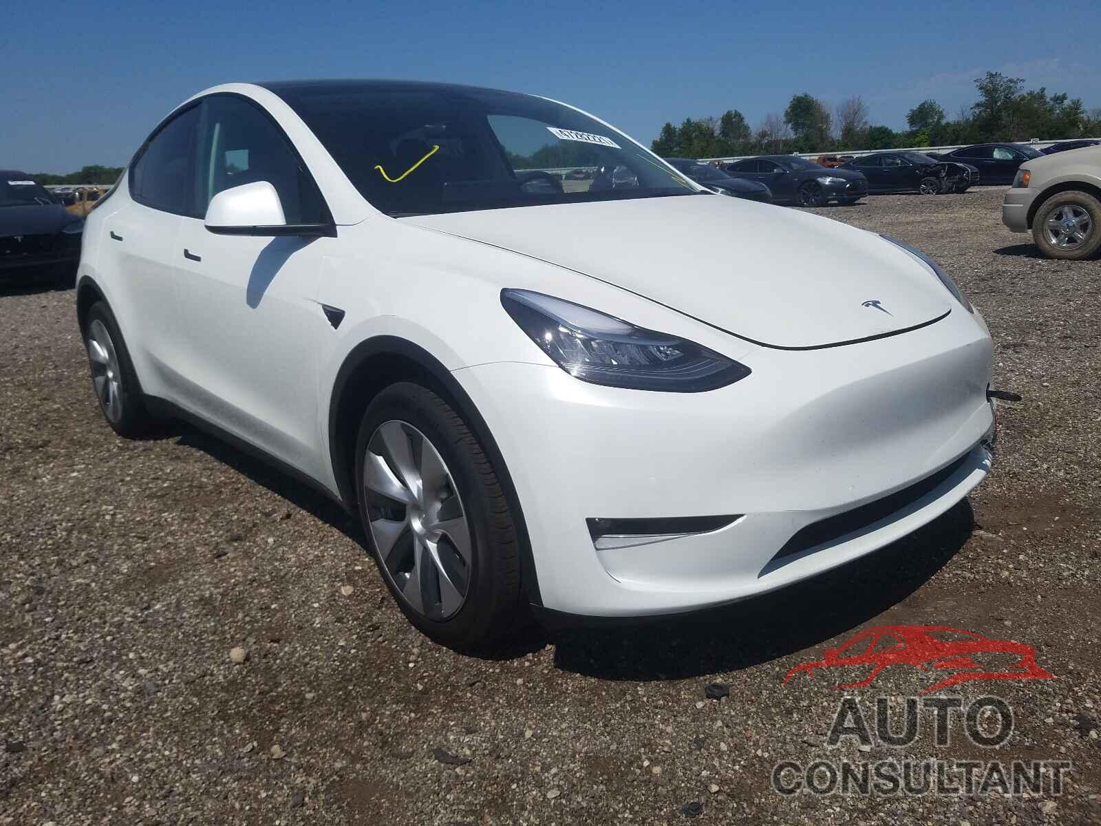 TESLA MODEL Y 2021 - 5YJYGDEE0MF191176