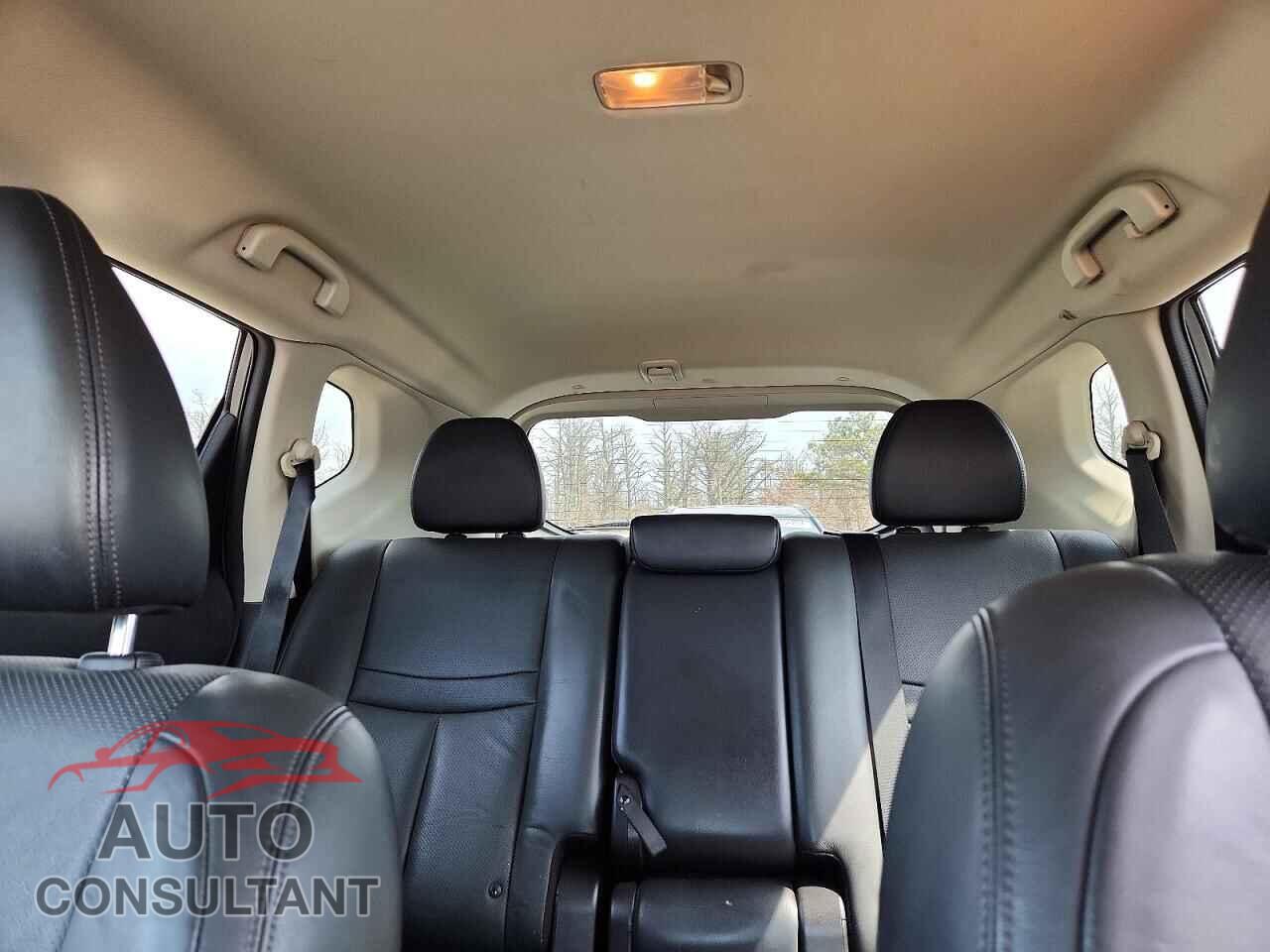 NISSAN ROGUE 2014 - 5N1AT2MVXEC813425