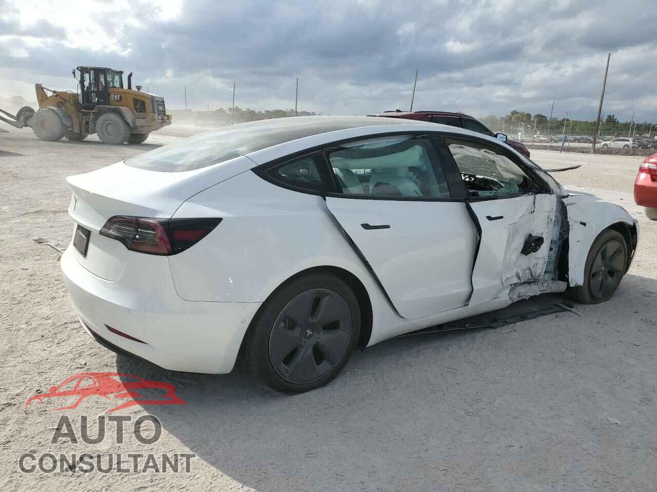 TESLA MODEL 3 2022 - 5YJ3E1EA6NF347895