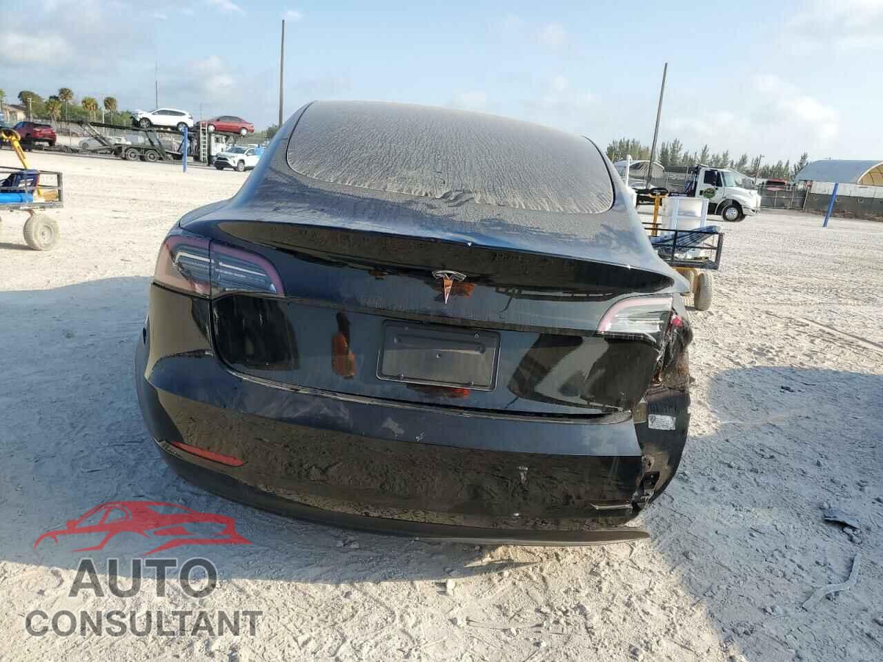 TESLA MODEL 3 2023 - 5YJ3E1EA8PF565663