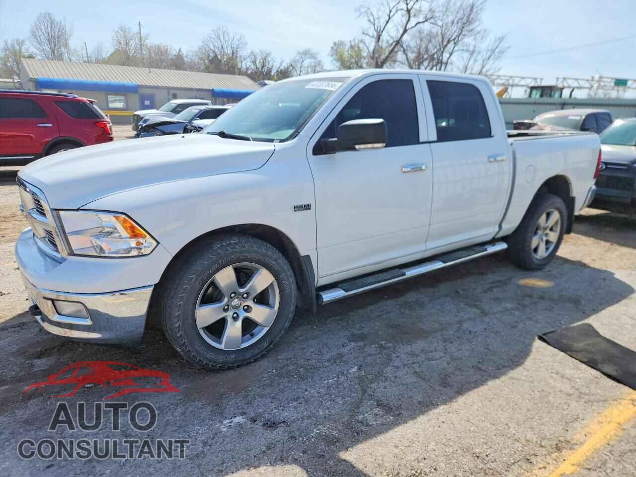 DODGE RAM 1500 2012 - 1C6RD7LT0CS264913