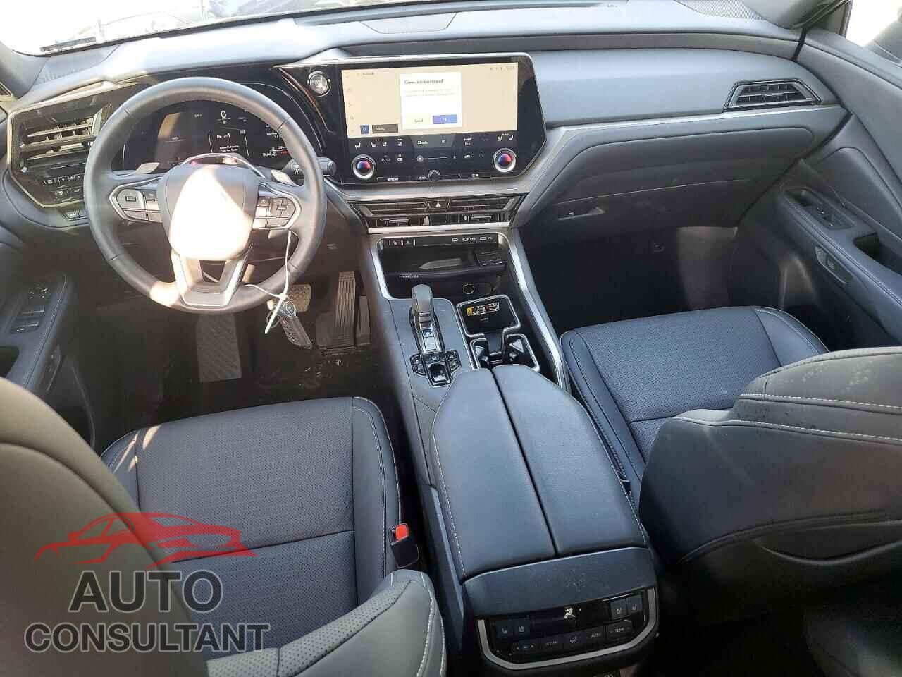 LEXUS UNKNOWN 2025 - 5TDAAAB65SS030071