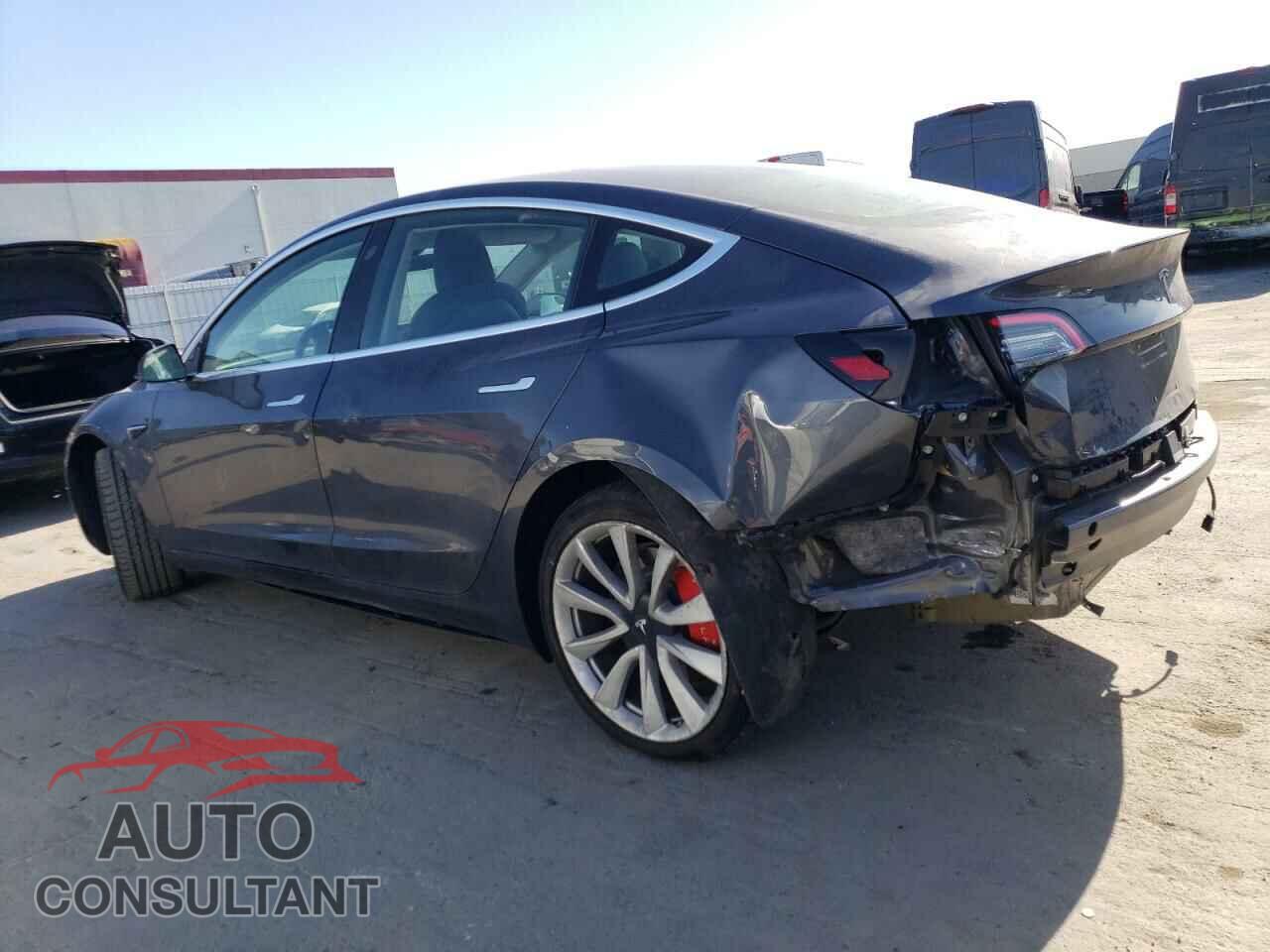 TESLA MODEL 3 2018 - 5YJ3E1EA8JF059290