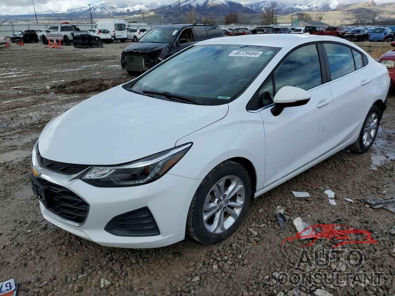 CHEVROLET CRUZE 2019 - 1G1BE5SM6K7140371