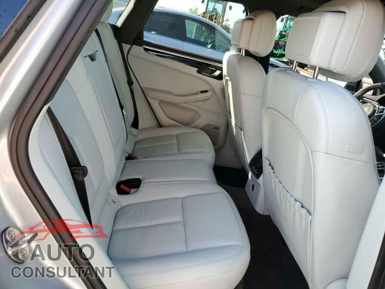 PORSCHE MACAN 2019 - WP1AA2A59KLB00816