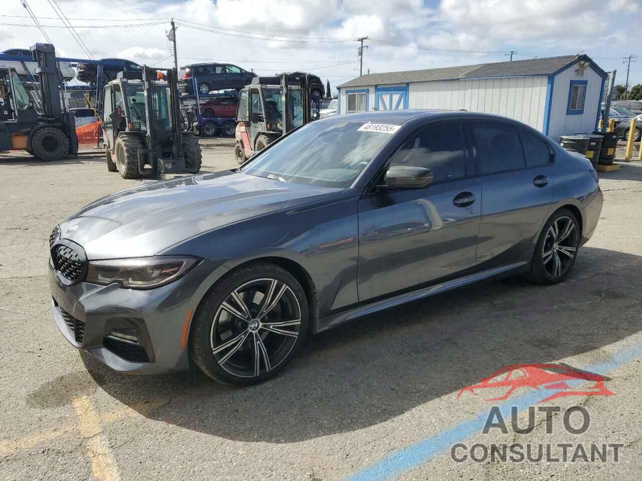 BMW 3 SERIES 2022 - 3MW5R7J02N8C25100