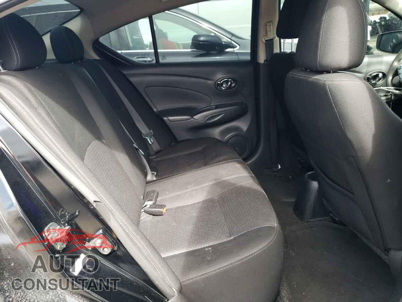 NISSAN VERSA 2019 - 3N1CN7AP3KL818186