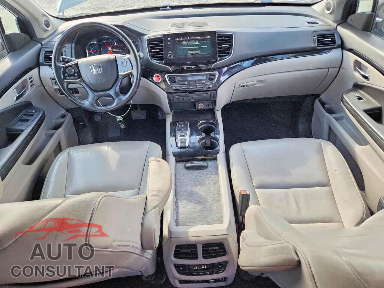 HONDA PILOT 2019 - 5FNYF5H64KB003267